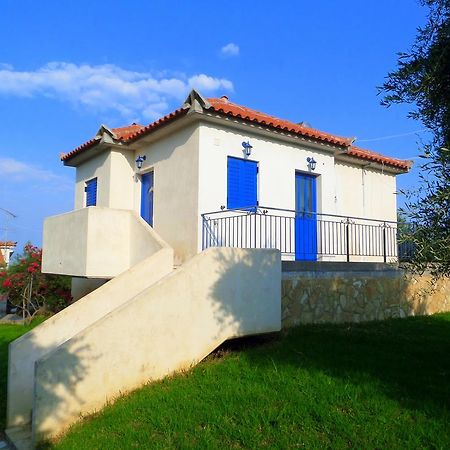 Tentes Holiday Homes Vounária Pokoj fotografie
