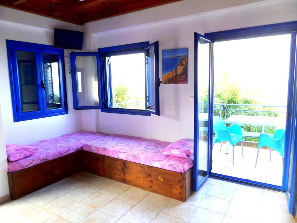 Tentes Holiday Homes Vounária Pokoj fotografie