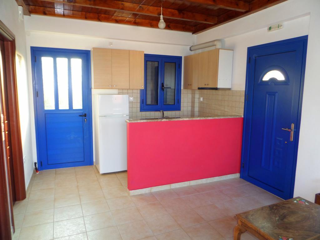 Tentes Holiday Homes Vounária Pokoj fotografie