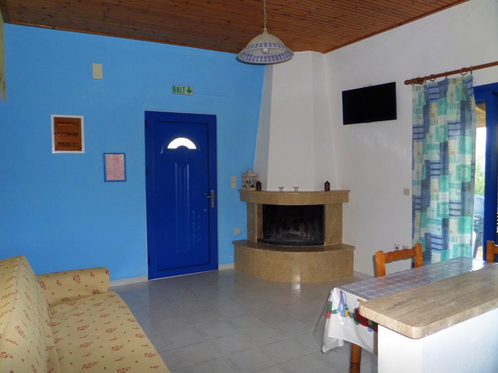 Tentes Holiday Homes Vounária Pokoj fotografie
